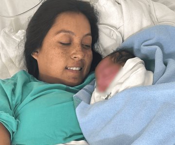 Nace el primer bebé de 2025 en hospital del IMSS Guaymas