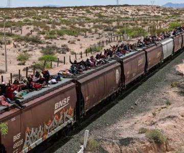 Mueren padre e hijo tras caer de un tren en Torreón