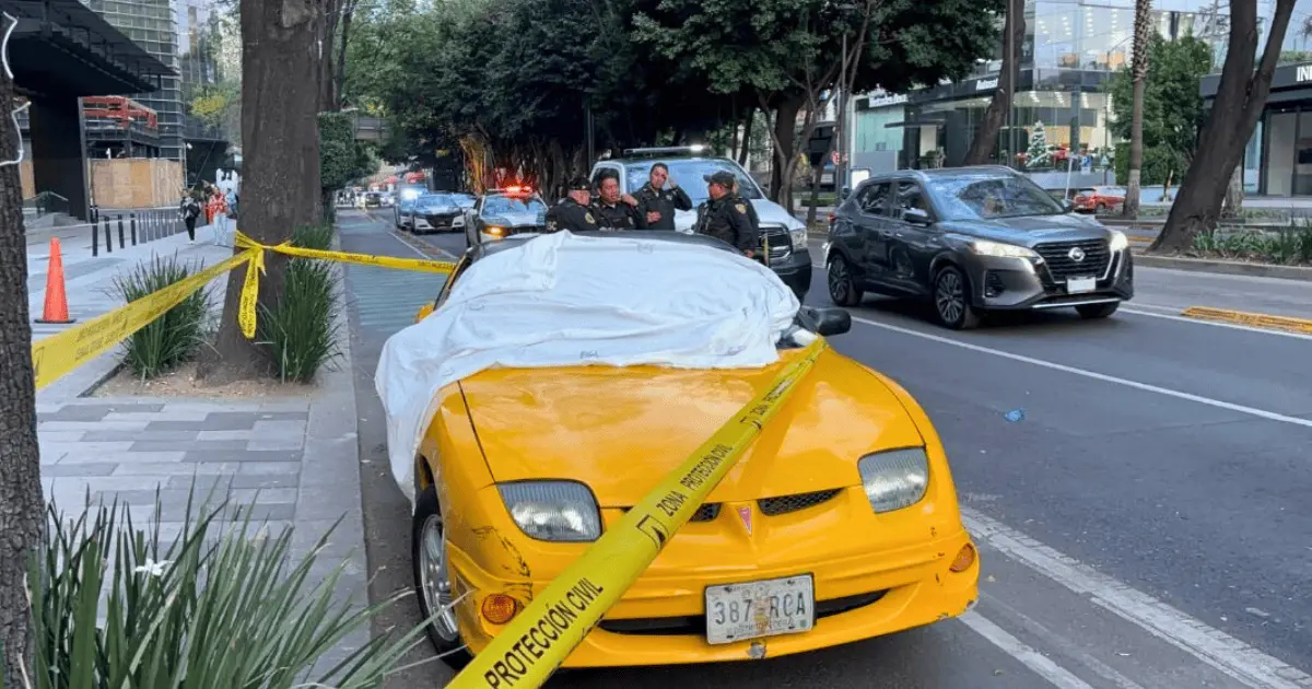 Hombre se dispara en el rostro tras provocar accidente vial