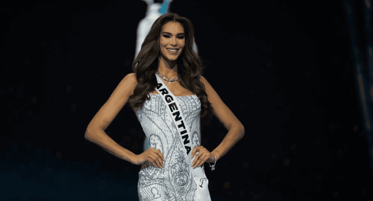 Destituyen a Miss Universo Argentina tras polémicas declaraciones