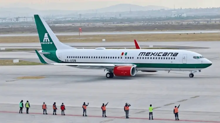 La aerolínea del Estado cumplió apenas en diciembre un año de operaciones. (Foto: Agencia Reforma)