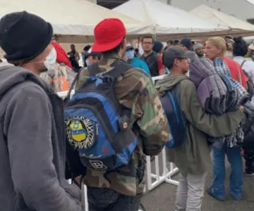 CCE se compromete a que mexicanos deportados encuentren empleo