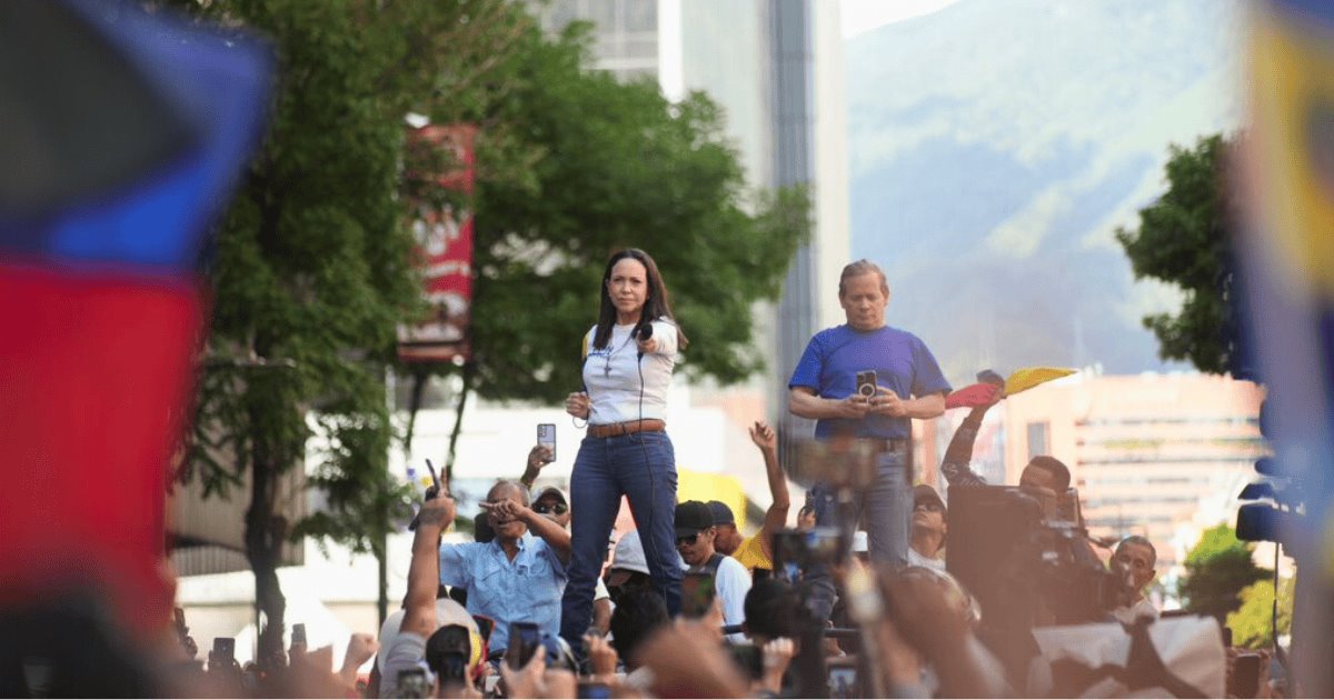 María Corina Machado fue interceptada durante manifestaciones en Caracas