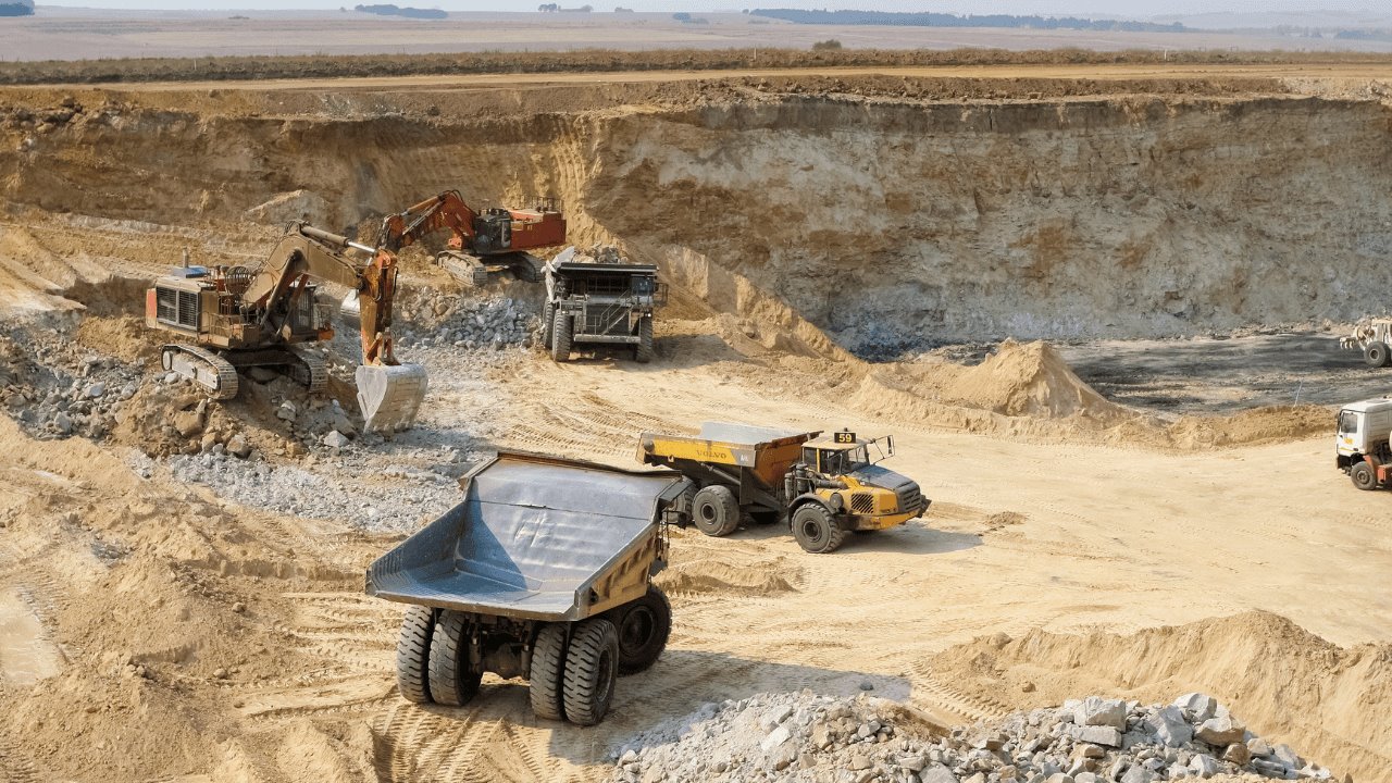 Minería, energía y telecomunicaciones enfrentan incertidumbre para 2025