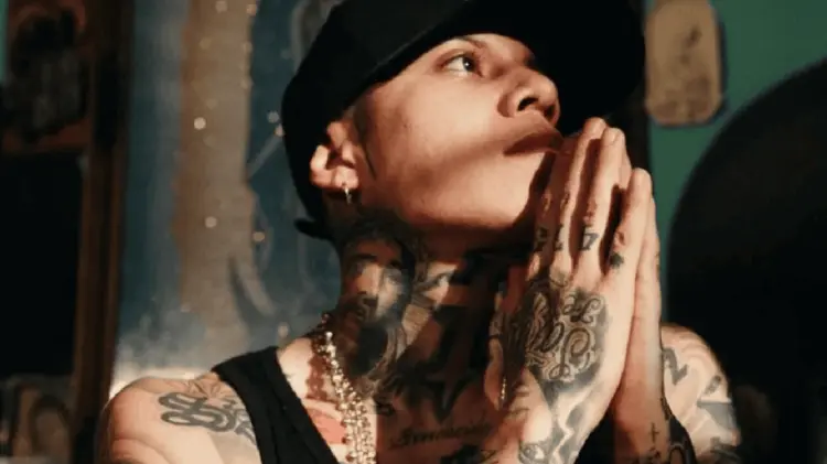 El tema expresa su sentir al estar lejos de su hijo. (ESPECIAL/EXPRESO)