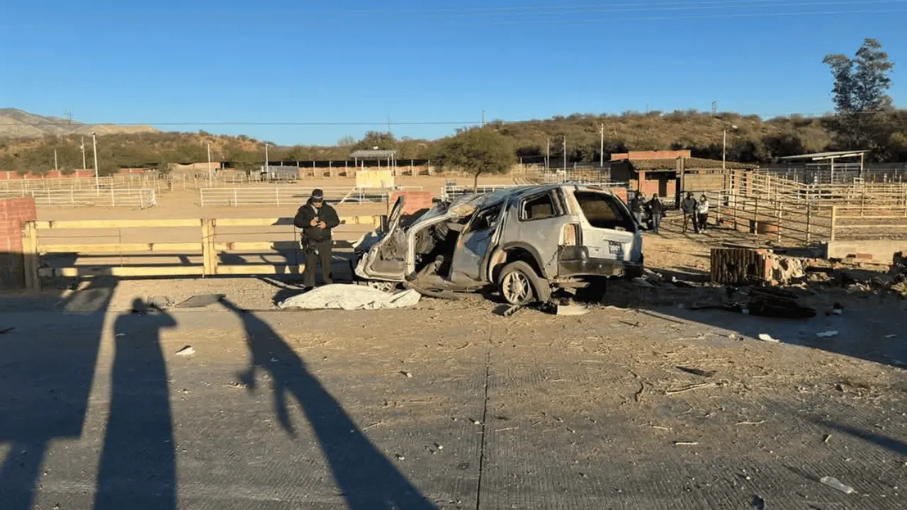 Aparatoso accidente en la carretera Ímuris-Nogales deja múltiples lesionados