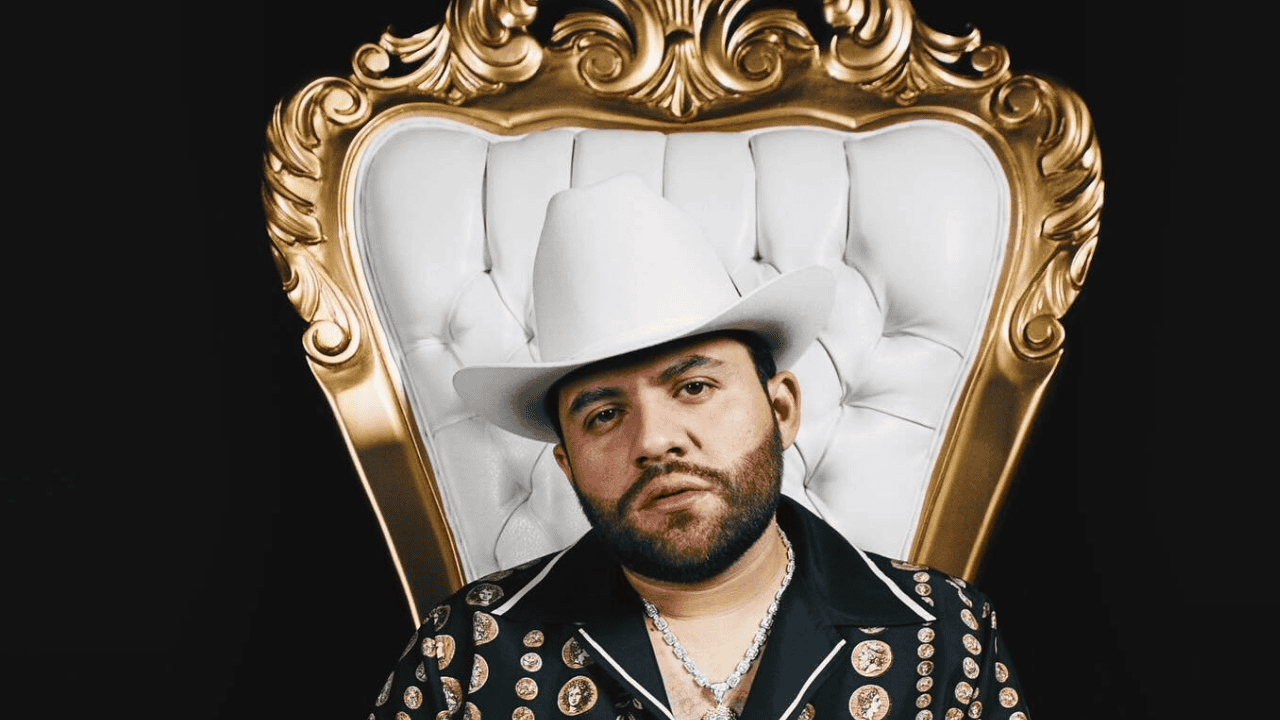 Luis R. Conriquez regresa a Hermosillo