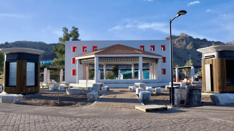 El kiosco es un lugar icónico dentro del parque recreativo La Sauceda. Foto: Especial.