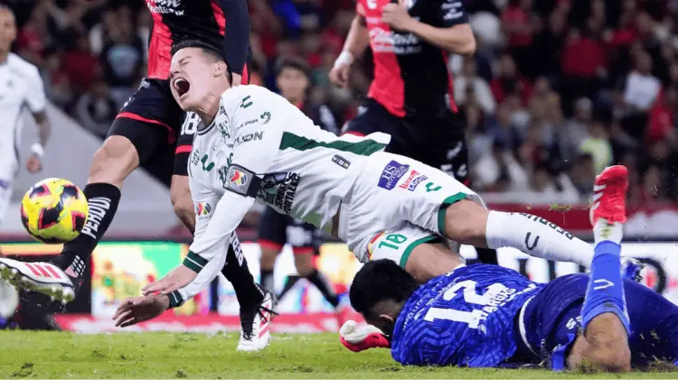 El exjugador del Real Madrid jugó 26 minutos en su primer partido en México. (ESPECIAL/EXPRESO)