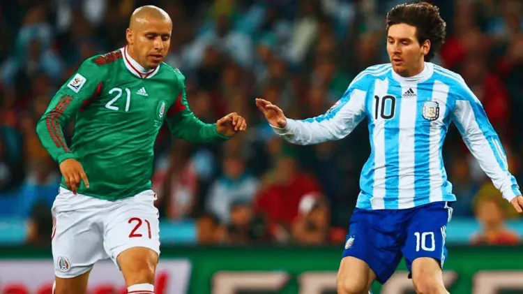 Adolfo y Lionel se enfrentaron en el Mundial de 2010. (Foto: Tomada de redes)