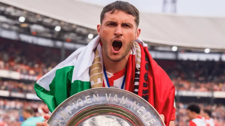 El mexicano tiene contrato con el Feyenoord hasta 2027. (Foto: Cortesía)