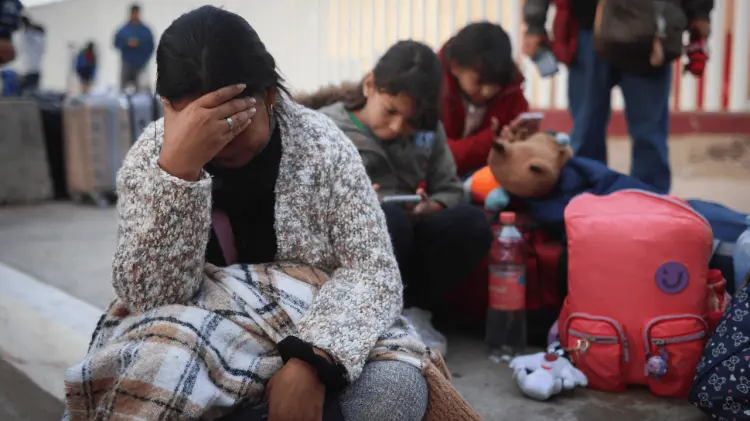 Los migrantes continúan con la esperanza de ser atendidos. (Foto: Agencia El Universal)