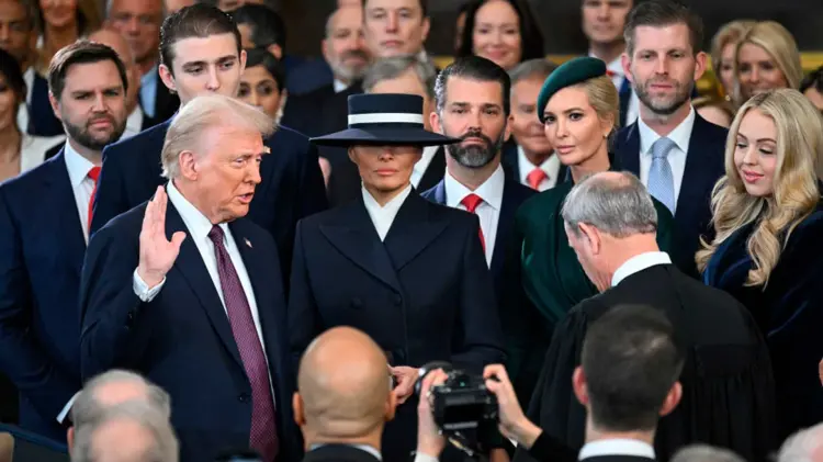 Trump amenaza con imponer aranceles del 25% a México y Canadá a partir del 1 de febrero.