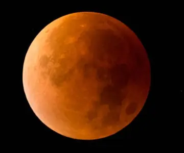 Se acerca la Luna de sangre: fases y hora para ver el eclipse lunar 2025