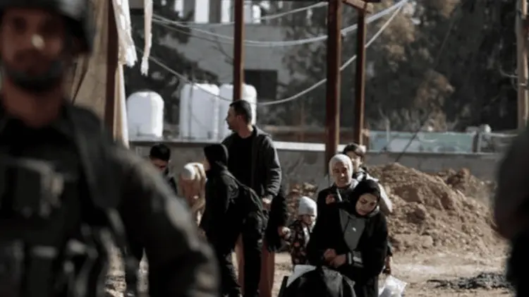 El regreso de palestinos a Gaza está condicionado a liberación de un rehén. Foto: Especial.