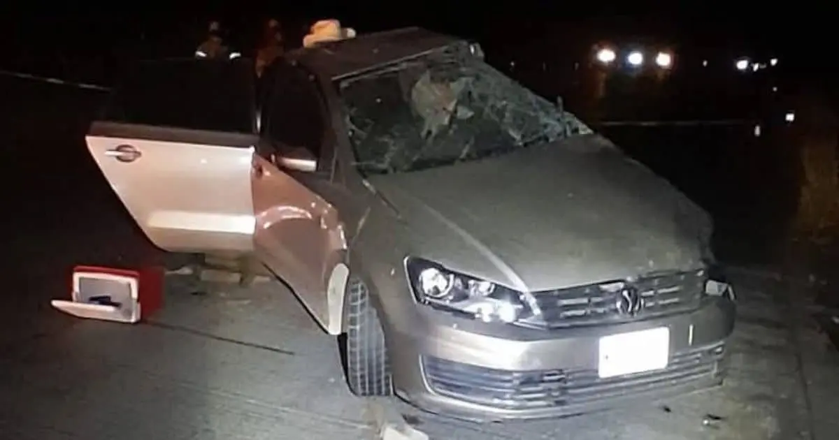 Fatal accidente en carretera Hermosillo-Guaymas deja dos personas sin vida