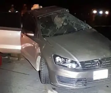 Fatal accidente en carretera Hermosillo-Guaymas deja dos personas sin vida