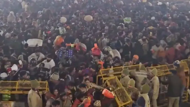 El accidente ocurrió en el festival Kumbh Mela, en la ciudad de Prayagraj. (Foto: Captura de video)