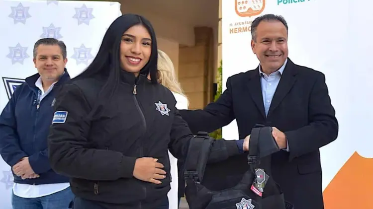 El equipamiento contempla sumar 150 unidades a la seguridad del municipio. (Especial/EXPRESO)