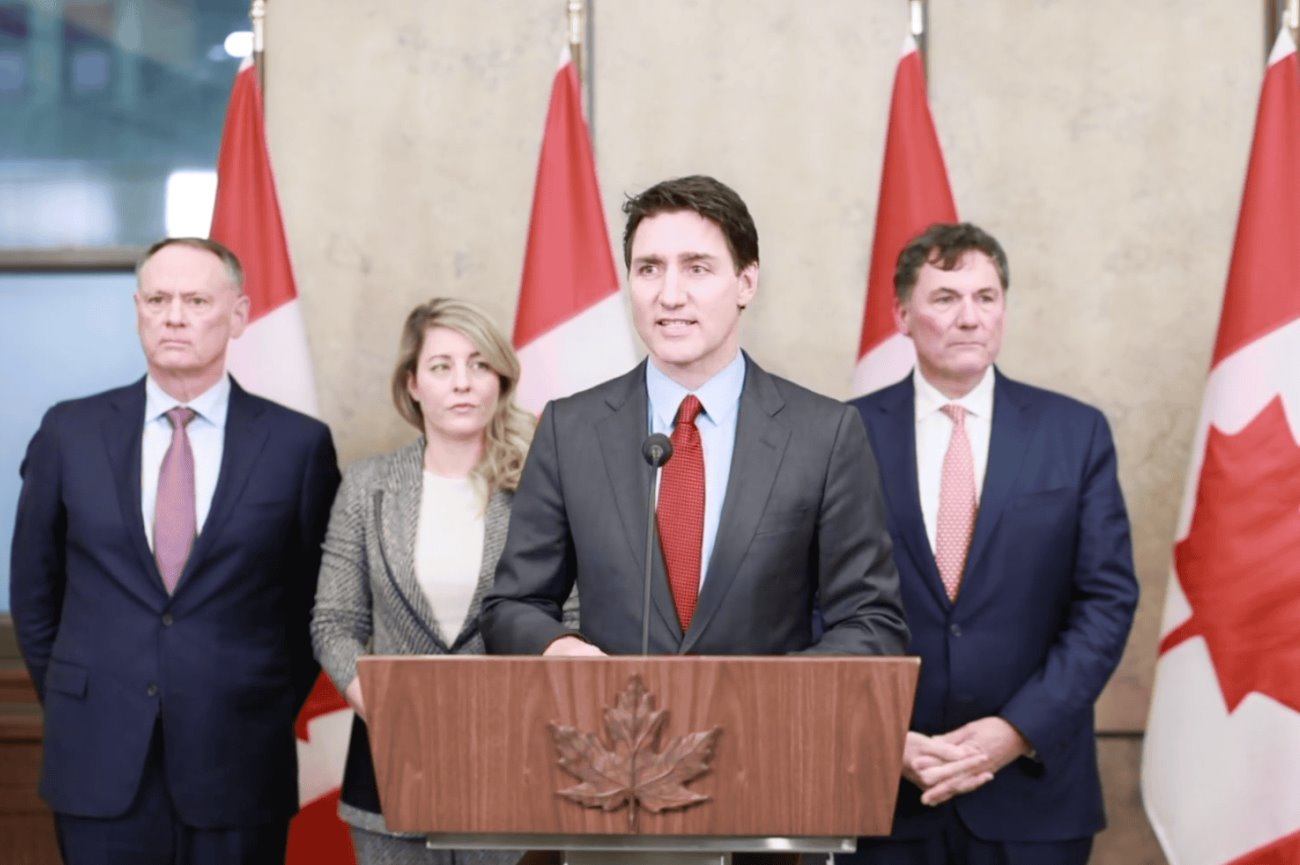 Canadá responde a Estados Unidos con aranceles de 25%