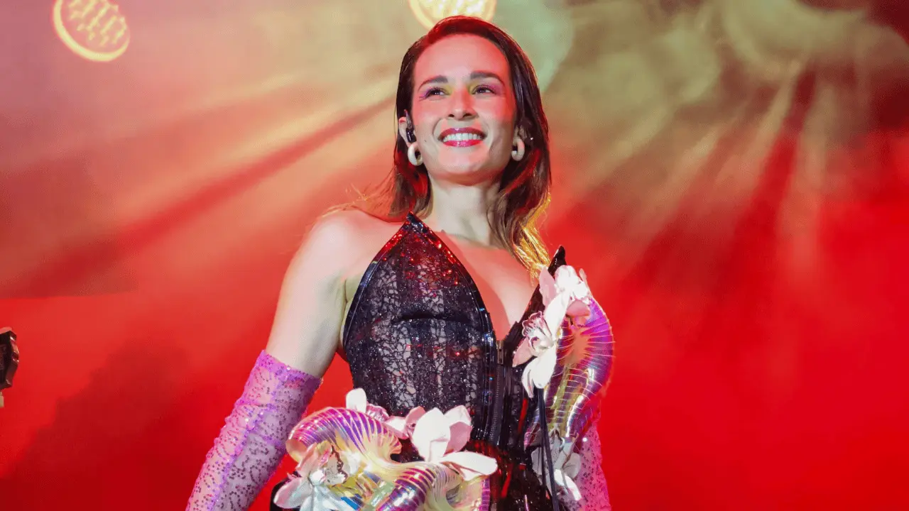 De Colombia a Álamos: Monsieur Periné encanta con su música en el FAOT