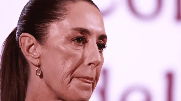 Claudia Sheinbaum iniciará una hora y media más tarde su conferencia. (Foto: Reforma/EXPRESO)