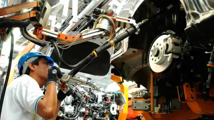 Aranceles de EU amenazan a la industria mexicana automotriz. (Especial/EXPRESO)