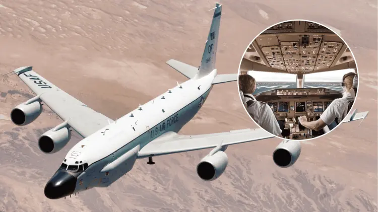 El interior de este avión militar está equipado con controles y pantallas avanzadas.
