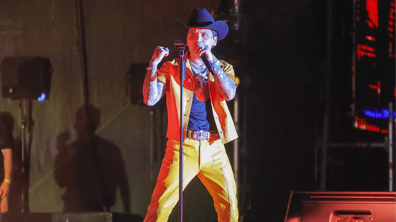 Christian Nodal busca mantener en su música la esencia de Sonora