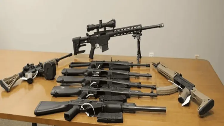 El 89% de armas decomisadas pretendía salir del país por la vía aérea. (Foto: Especial/EXPRESO)