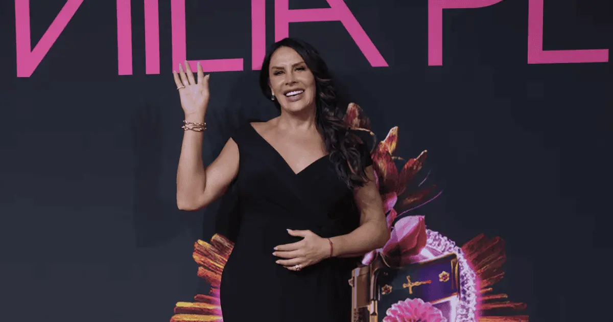La temporada de premios se complica para Karla Sofía Gascón