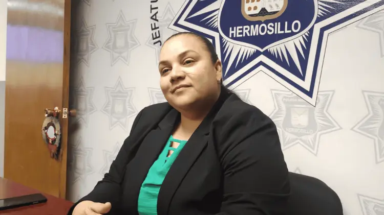 Martha Flores informó sobre las actividades de los jóvenes infractores. (ANA MARÍA LÓPEZ/EXPRESO)