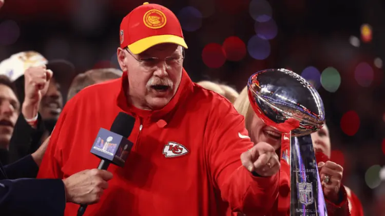 El head coach ha ganado tres Super Bowl con los Chiefs. (ESPECIAL/EXPRESO)
