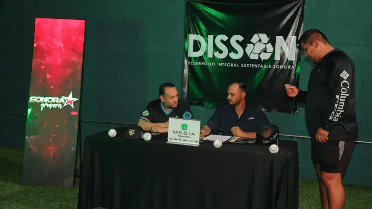 Hoy se realizó la junta previa y el acomodo de los grupos para el torneo. (CRISTIAN RUIZ/EXPRESO)