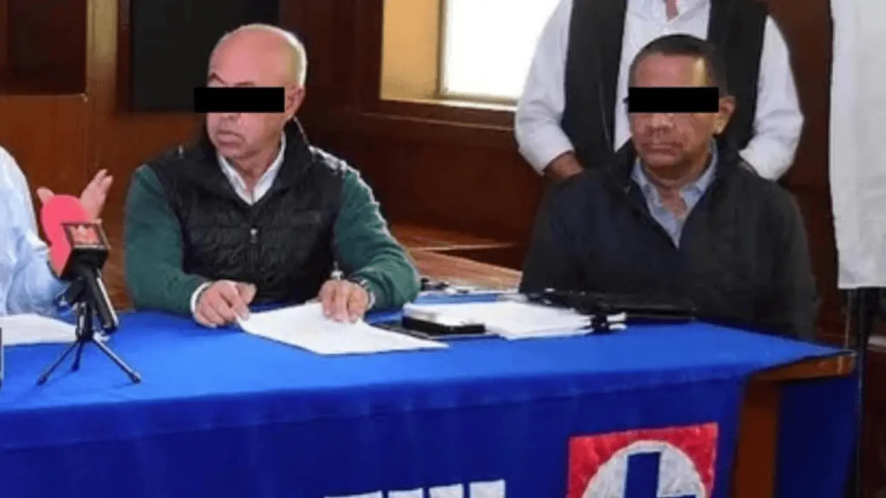 Detienen por fraude a dos colaboradores de Billy Álvarez