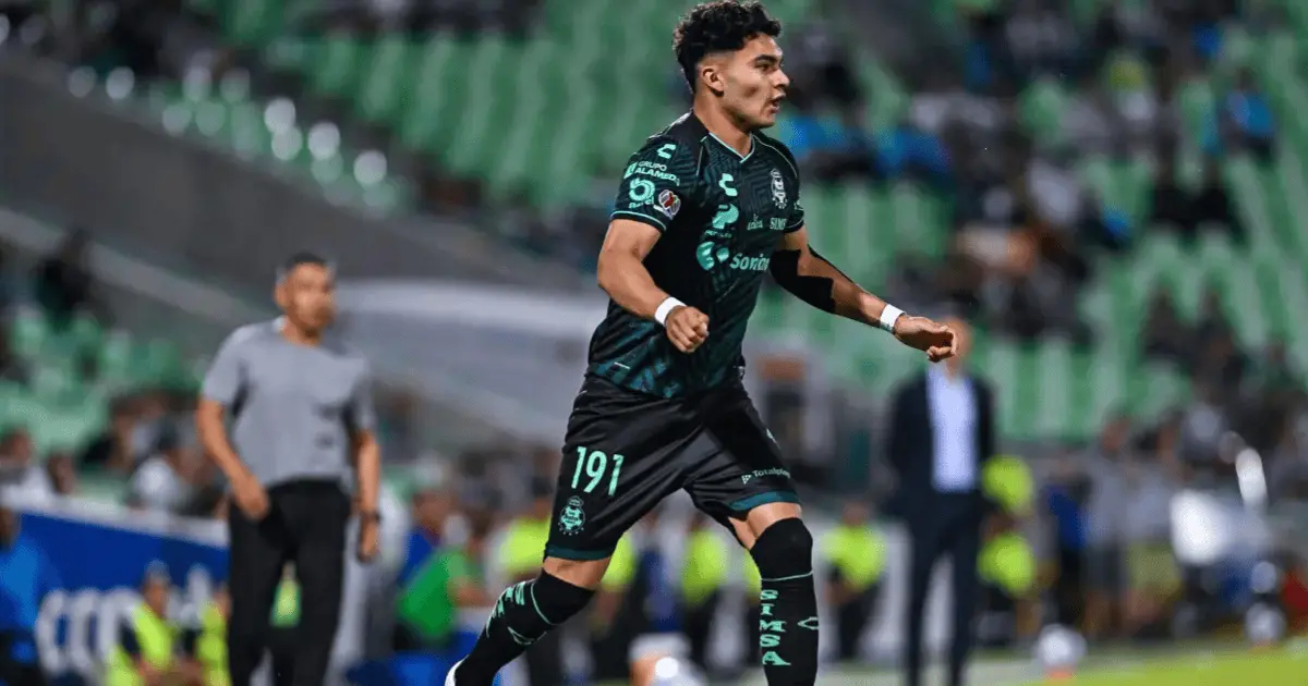 Stephano Carrillo se va a Feyenoord