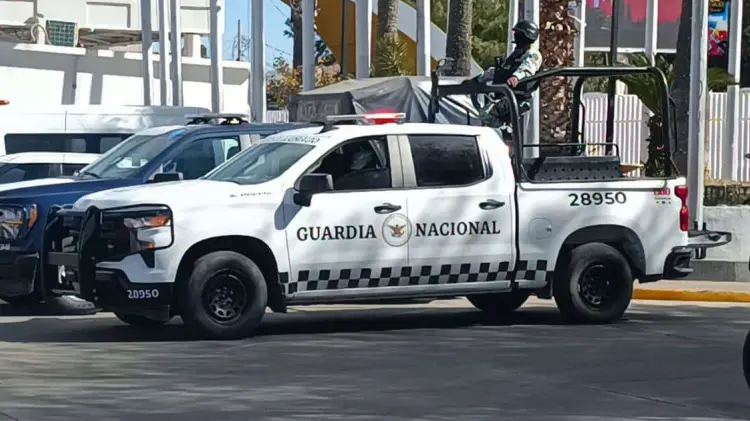 Persecución y detonaciones en el sur de Nogales; abandonan un Malibú negro