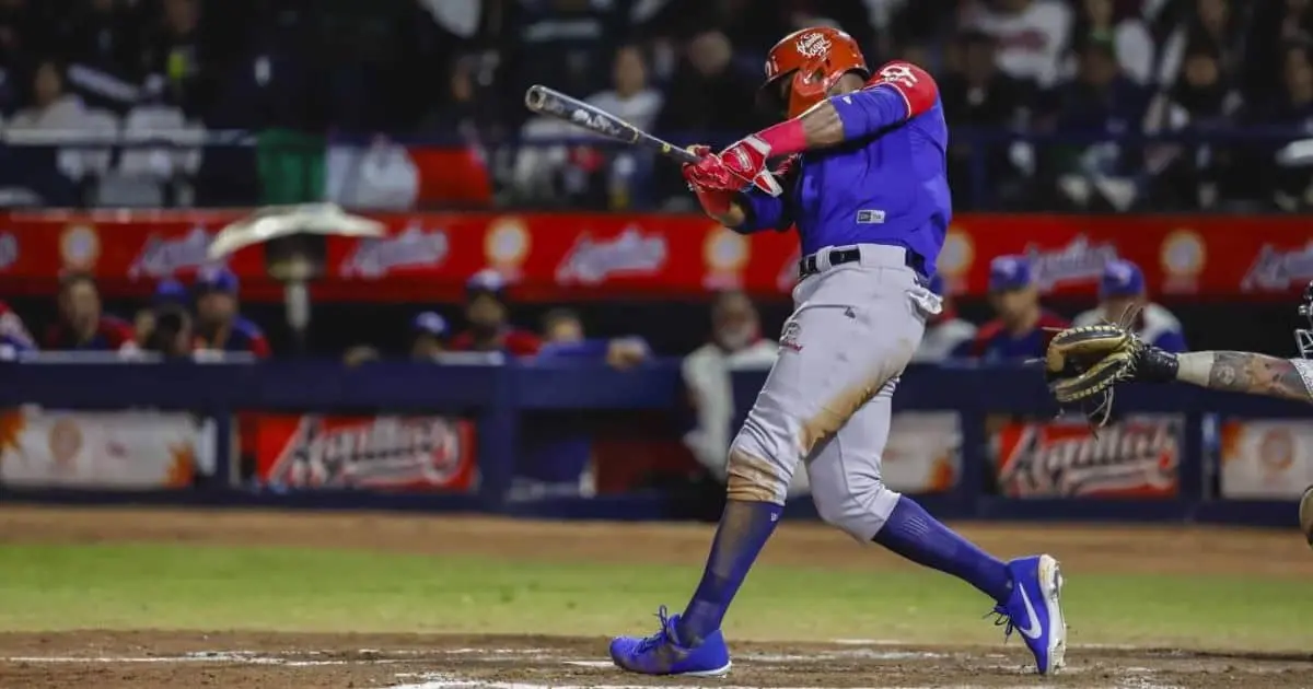Dominicana apaga la fiesta mexicana