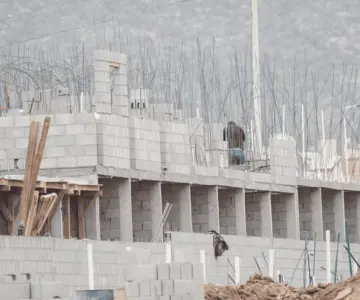 Viviendas Bienestar serán reubicadas en predios alternativos: Durazo