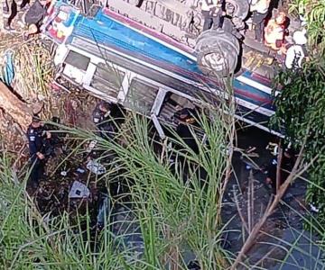 SRE confirma muerte de mexicano en accidente de autobús en Guatemala