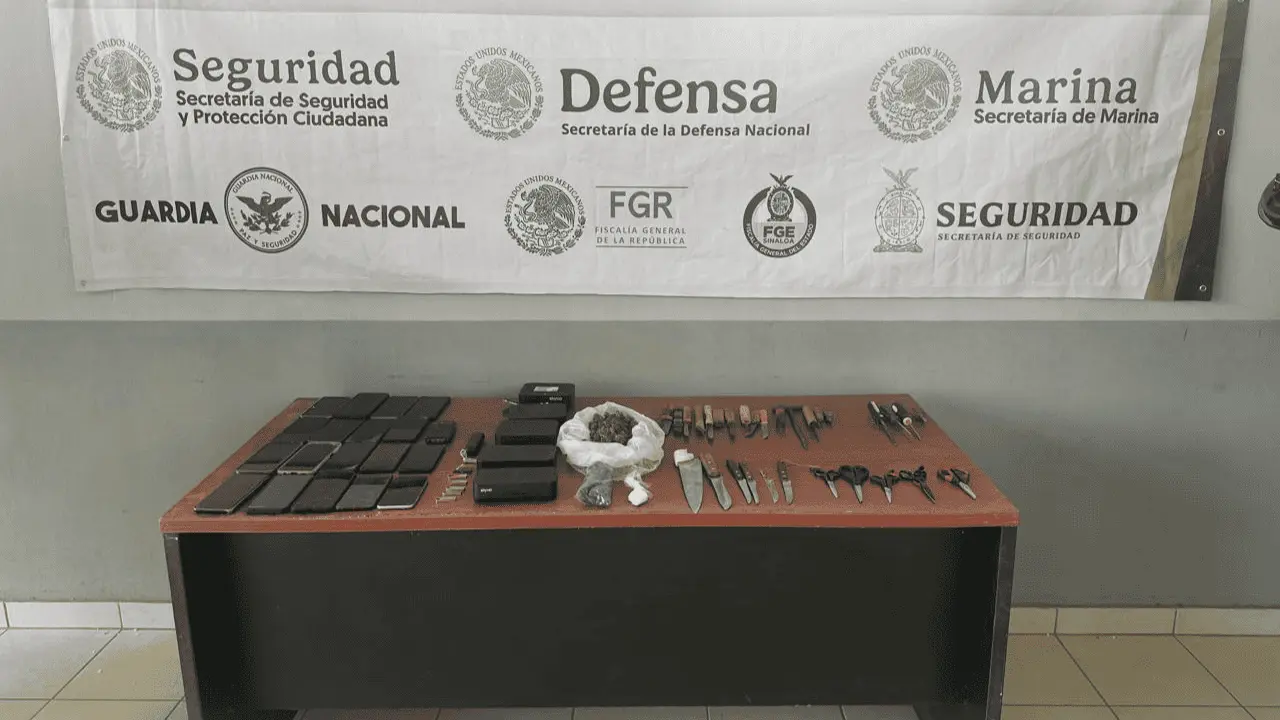 Decomisan celulares, drogas y armas punzocortantes en penal de Angostura
