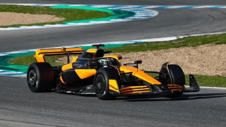 El piloto mexicano está cerca de arrancar su participación en la IndyCar. (ESPECIAL/EXPRESO)