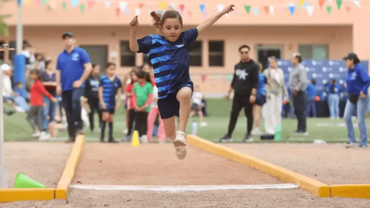 El atletismo contó con varias competencias de pista y campo. (JESÚS BALLESTEROS/EXPRESO)