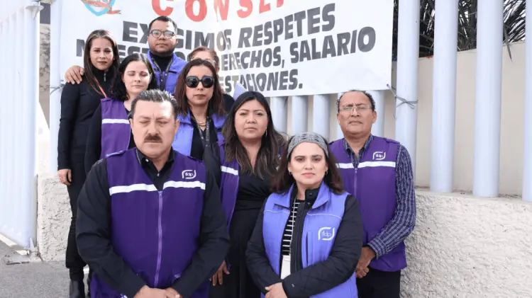 Empleados se encuentran trabajando bajo protesta. Foto: Ramón Munguía.