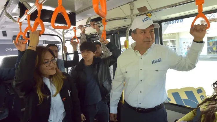 El arranque se realizó en la Universidad de Sonora. (Foto: Cortesía/EXPRESO)
