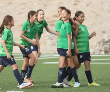 Las Águilas vuelan alto en su copa
