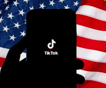 TikTok reaparece en tiendas de aplicaciones de Estados Unidos