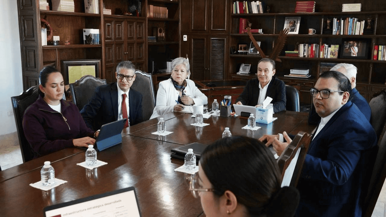 Consolidan alianza con el NADBank para impulsar infraestructura sostenible