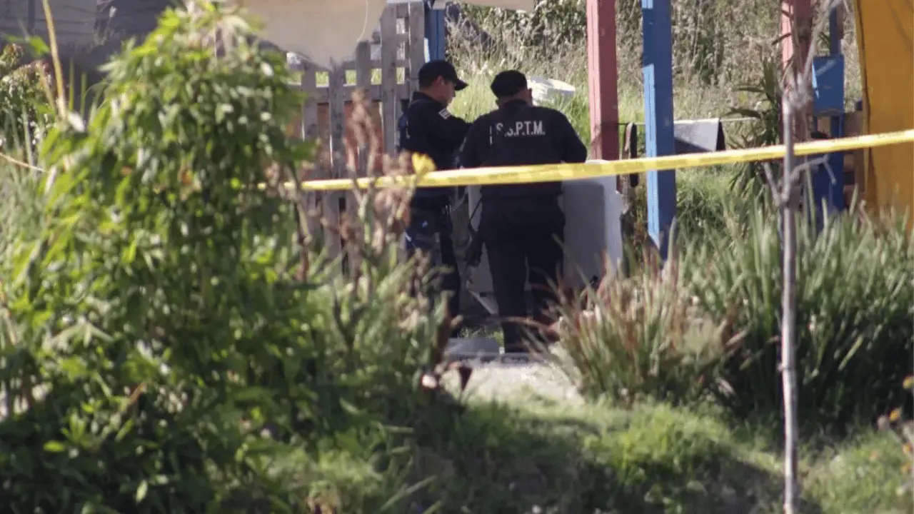 Hallan sin vida a Lluvia Yareni; estaba enterrada en el patio de su casa