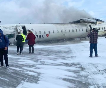 Accidente aéreo en aeropuerto de Toronto deja 18 lesionados; cancelan vuelos